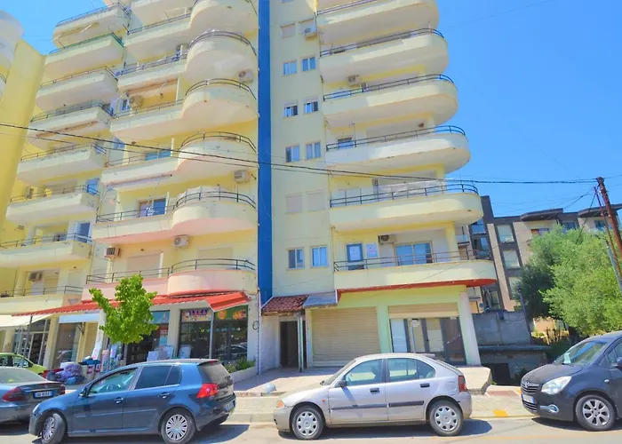Boni Apartments